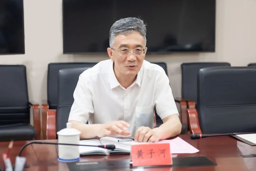 福建信管局一行到福建廣電網(wǎng)絡(luò)、中廣電移動(dòng)福建分公司調(diào)研廣電5G建設(shè)工作