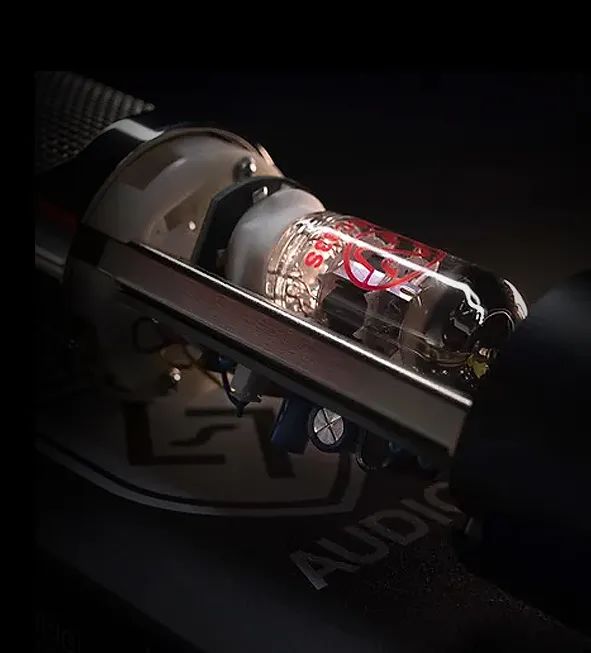 Lauten Audio LA-320 V2：獨立音樂人有他就夠，萬能且質(zhì)感爆表的電子管麥克風